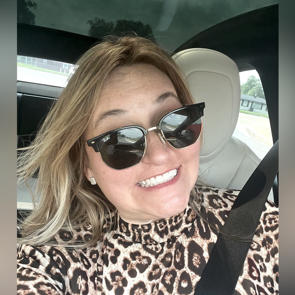 Meet your Posher, Amy